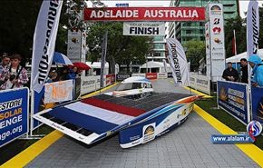 سباق لسيارات تعمل على الطاقة الشمسية باستراليا