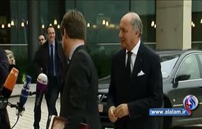 باريس تطالب واشنطن بوقف ممارسات التنصت على مواطنيها