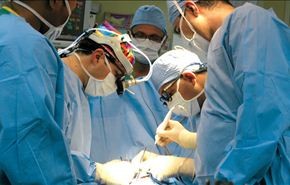 إجراء اول جراحة تنظير للعمود الفقري في ايران بنجاح