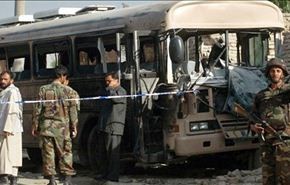 18 قتيلاً بينهم 14 إمرأة وطفل بتفجير حافلة بأفغانستان