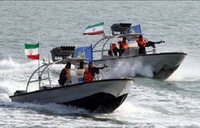 اشتباكات بين البحرية الايرانية والقراصنة، ونجاة باخرة تجاریة