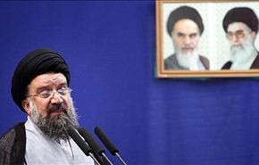 خطيب جمعة طهران: نتفاوض مع تأكيدنا على شعار الموت لاميركا