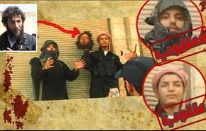 فيديو/عناصر داعش يقطعون رأس مسلح من الحر والاخير يهدر دمهم!