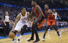 سيتي ثاندر يتنازل عن الصدارة وفوز جديد لليكرز