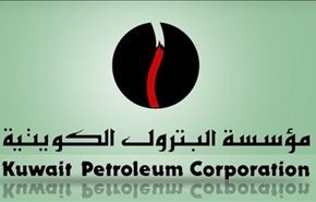 الاف العمال في القطاع النفطي الكويتي يهددون بالاضراب