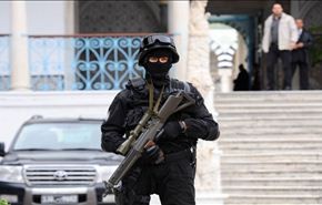 مسلحون يستهدفون عناصر الأمن التونسي والداخلية تتوعد بملاحقة الارهاب