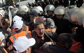الشرطة المغربية تفرق بالقوة تظاهرة في الصحراء الغربية