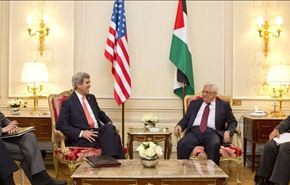 كيري يلتقي عباس في باريس دون طرح مسودة لاتفاق الاطار
