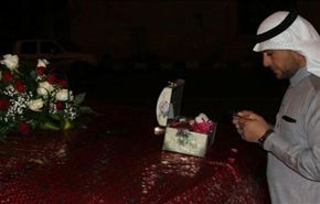 بالصور؛ سعودية تغلف شيفروليه هدية لزوجها احتفالاً بذكرى زواجهما