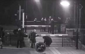 ویدیو؛ نجات یک زن لحظه‌ای پیش از برخورد با قطار