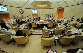 السعودية والامارات والبحرين تقرر سحب سفرائها من قطر