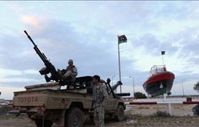 مهلت دوهفته‌ای به شورشیان لیبی در بنادر نفتی