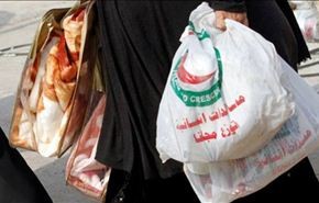 الجيش العراقي يوزيع مساعدات إنسانية بين أهالي الأنبار