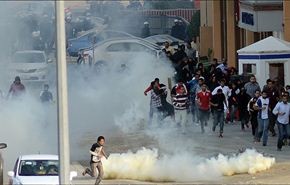 البحرين : السلطات تقمع وتعتقل متظاهرين ضد الفورمولا 1