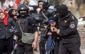 القضاء المصري يؤجل البت بأحكام 700 من أنصار مرسي