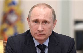 بوتين يشيد باداء قوات بلاده بالقرم واوباما يطالب بانسحابها