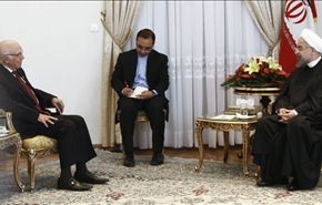 روحاني : استقرار المنطقة رهن بمکافحة الارهاب