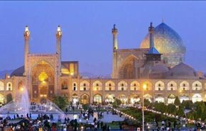 تزايد عدد السياح الاوروبيين الى ايران