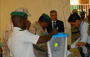 الجيش الموريتاني يدلي باصواته في الانتخابات الرئاسية + فيديو