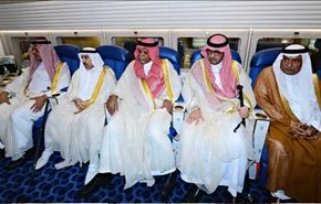 بندر بن سلطان يظهر مجددا برفقة الملك السعودي