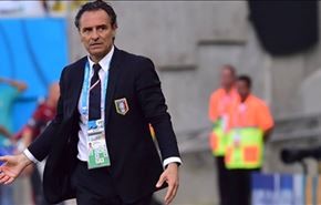 برانديللي يعلن استقالته من تدريب المنتخب الإيطالي
