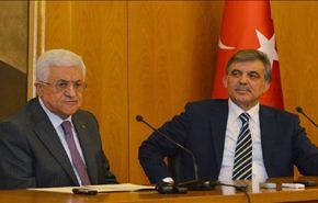 عباس وغول يؤكدان ضرورة وقف نزيف الدم الفلسطيني في غزة