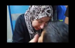 شاهد ردة فعل أم فلسطينية تفاجأت بطفلها حيا بعد نبأ استشهاده