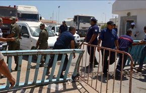 استقالة رئيس أركان الجيش التونسي والحكومة تهدد بغلق الحدود مع ليبيا