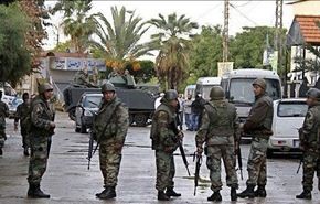 انسحاب المسلحين من عرسال اللبنانية وسيارات اسعاف تدخل المنطقة