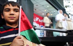 بالصور: إعتصام أمام مکتب الأمم المتحدة بطهران دعماً لأهالي غزة