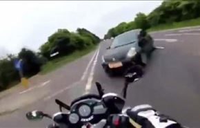 ویدیو؛ موتور‌سواری که از لحظۀ مرگ خود فیلم گرفت