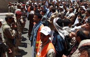 نخستین فیلم از حمله مرگبار به معترضان یمنی