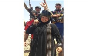 منح أول امرأة بتاريخ العراق هوية شيوخ العشائر