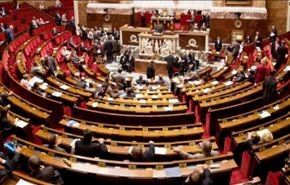 مجلس النواب الفرنسي يقر قانونا لوقف مغادرة المرشحين للقتال
