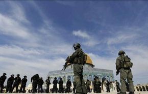 قوات الاحتلال تحاصر الاقصى وتفرض اجراءات امنية مشددة