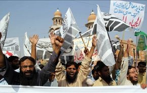 6 قتلى في تجمع للمعارض عمران خان في باكستان