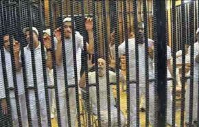 الحكم على قيادات من الاخوان المسلمين بمصر بالسجن بين 3 و15 عاما