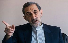 ولايتي: استمرار الازمة السورية يضر بالمنطقة