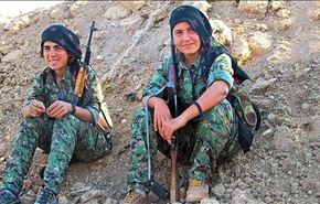 بالفيديو/الكرديات بالصفوف الأمامية للحرب ضد داعش بسوريا