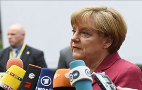 ميركل: ألمانيا مستعدة لتدريب سنة عراقيين لمحاربة 