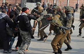 قوات الأمن الهندية تعتدي على مواكب العزاء الحسينية في كشمير