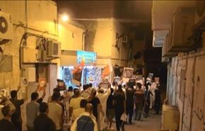 تواصل التحركات المؤيدة للاستفتاء الشعبي في البحرين والنظام يقمع التظاهرات
