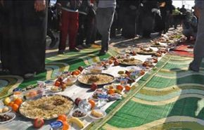 مدينة بالعراق تقيم أطول مأدبة طعام بالعالم لزوار الامام الحسين (ع)