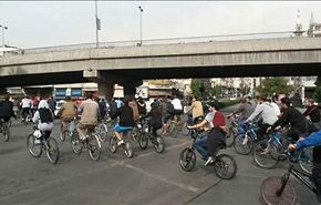 ركوب الدراجة أحد حلول الازدحام تزداد شعبيتها في دمشق