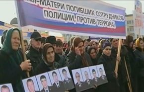الشيشانيون يتظاهرون ضد الإرهاب في وسط غروزني