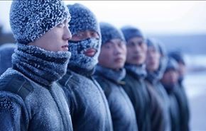 سربازان چینی در دمای زیر انجماد + عکس