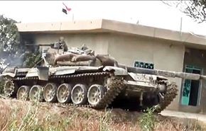 الجيش يوسع سيطرته حول مطار دير الزور ويقتل العشرات من 