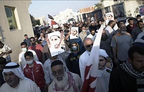بالصور؛ المنامة تقمع تظاهرات تطالب بالافراج عن الشيخ سلمان