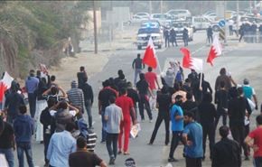 تظاهرات گسترده مناطق مختلف بحرین را فرا گرفت + عکس
