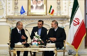 لاریجاني : الاتفاق النووي رهن بامتناع الغرب عن المساومات السیاسیة